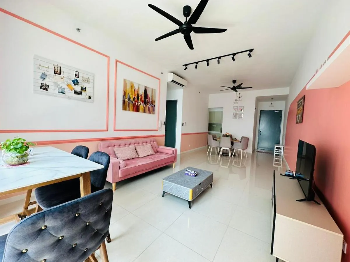 Peachy Poolview Paradise @ Paradigm Mall *10-12Pax Johor Bahru Appartement