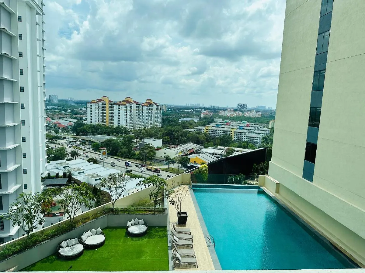 Peachy Poolview Paradise @ Paradigm Mall *10-12Pax Johor Bahru 0*,  Malaisie